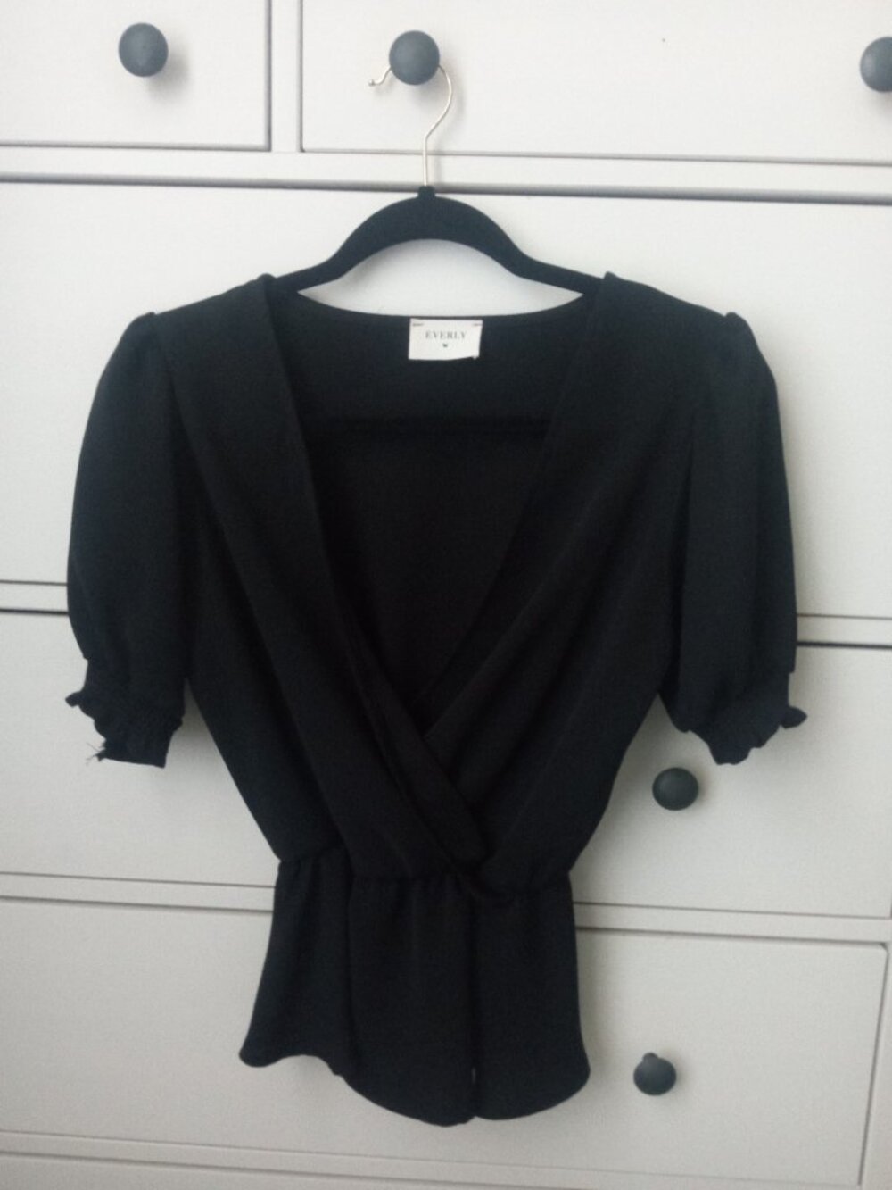 Everly Black Puff Sleeve Blouse